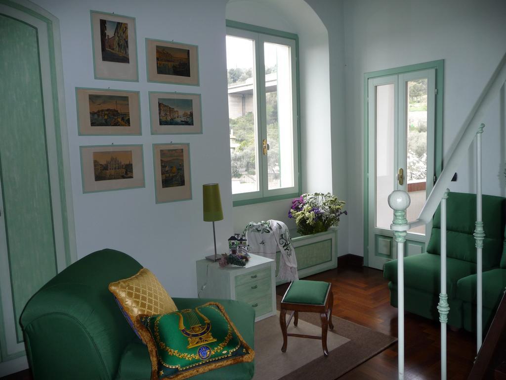 Ca Dei Conti Villa San Bartolomeo Al Mare Room photo